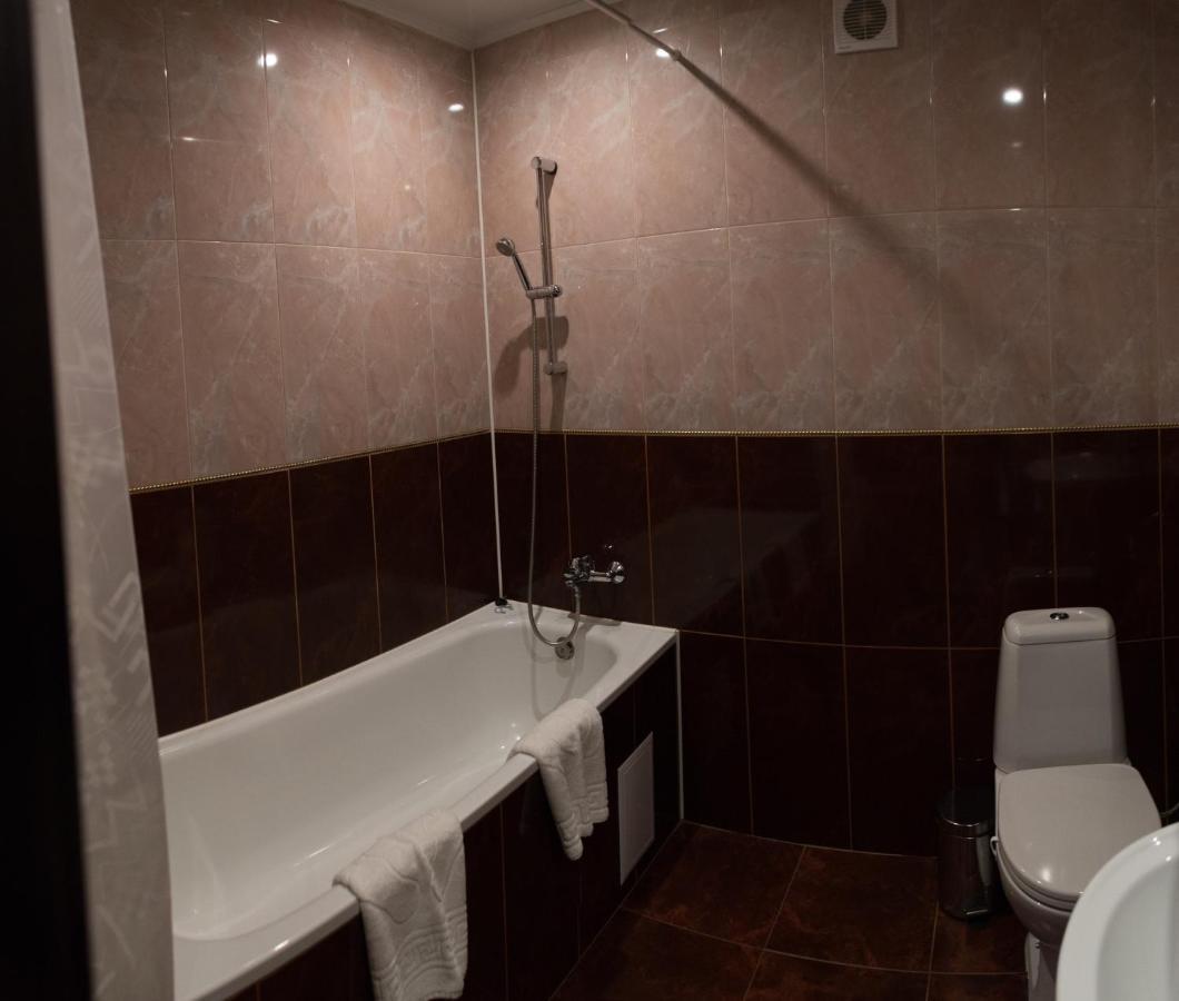Hotel Срібний Водограй à Polyana  Extérieur photo
