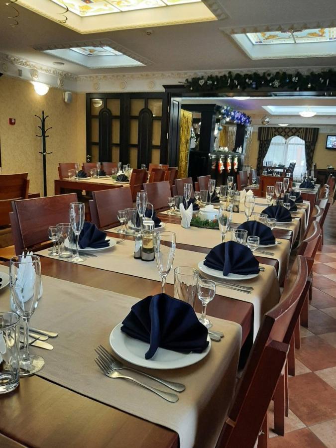 Hotel Срібний Водограй à Polyana  Extérieur photo
