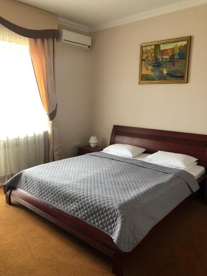 Hotel Срібний Водограй à Polyana  Extérieur photo