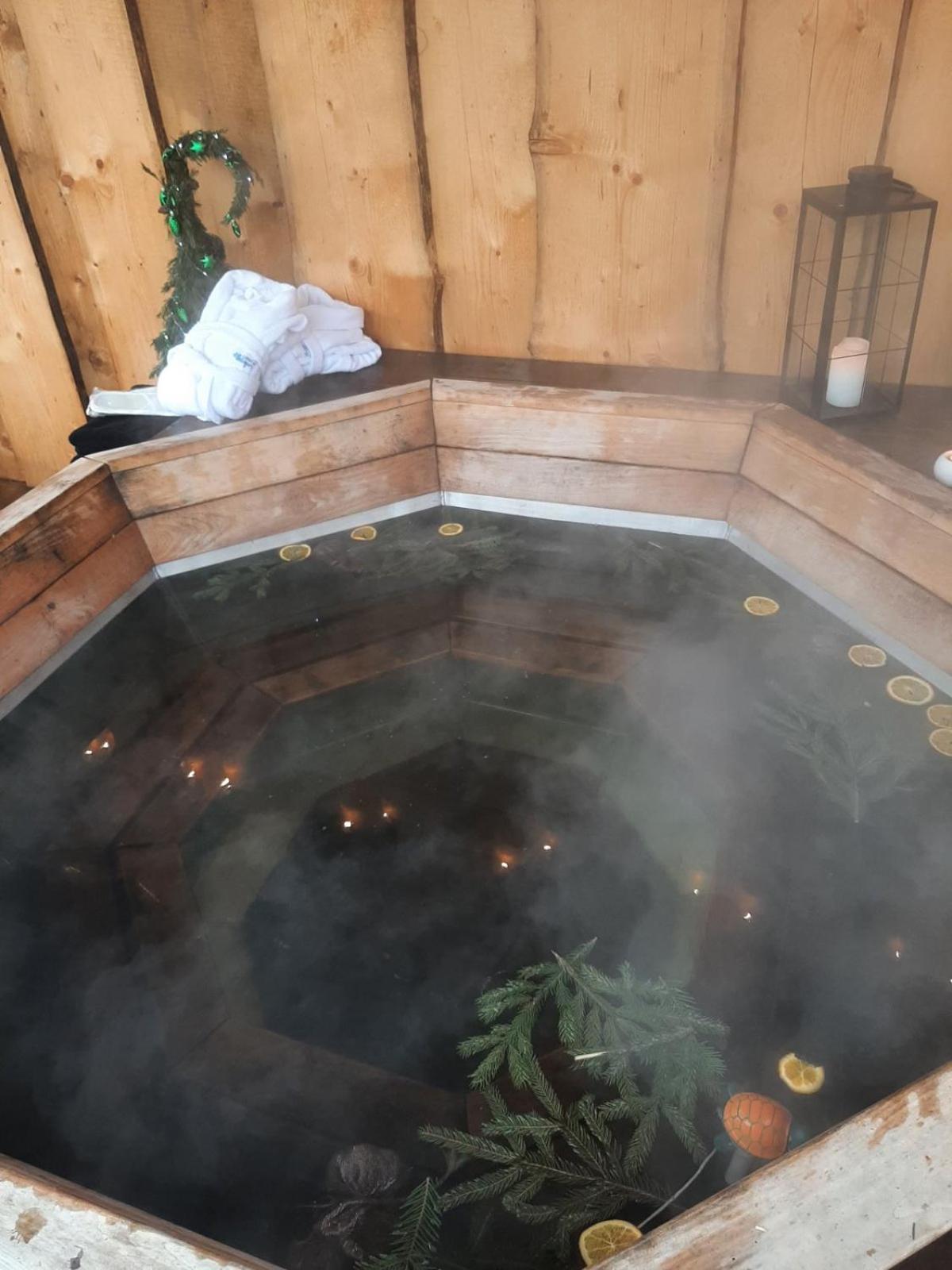 Hotel Срібний Водограй à Polyana  Extérieur photo