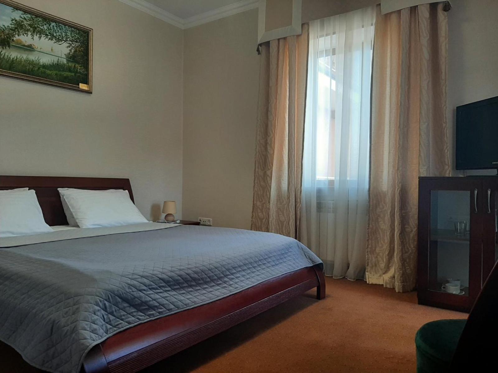 Hotel Срібний Водограй à Polyana  Extérieur photo