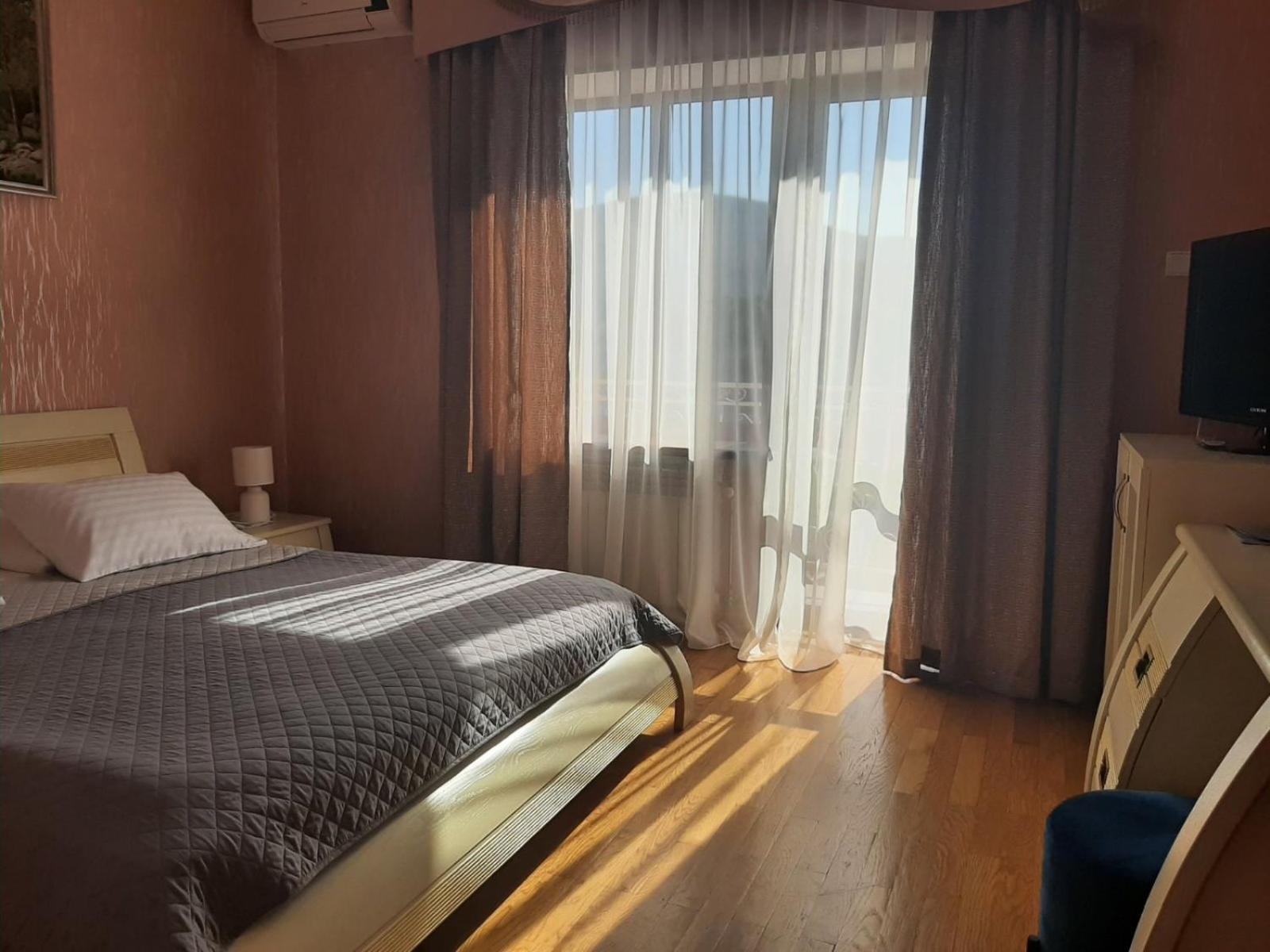 Hotel Срібний Водограй à Polyana  Extérieur photo