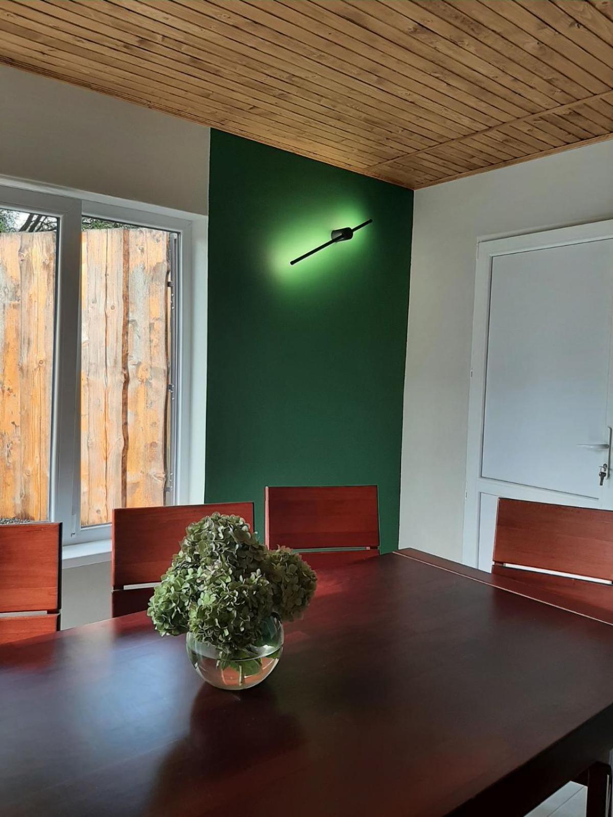 Hotel Срібний Водограй à Polyana  Extérieur photo